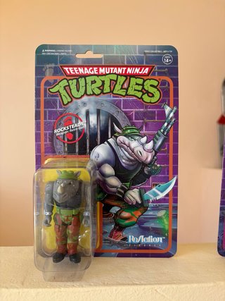 Tortugas Ninja Rocksteady ReAction Figura Super 7