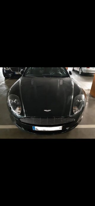Aston Martin DB9 2010
