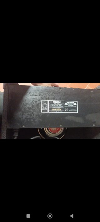 Amplificador guitarra Kustom KAA16