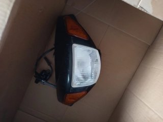 Plástico con foco deYamaha Jog antigua