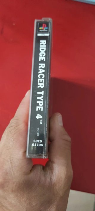 Ridge Racer Type 4 PlayStation PAL