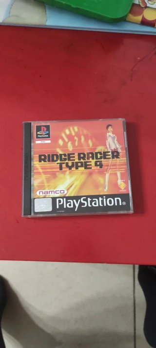 Ridge Racer Type 4 PlayStation PAL