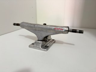 Ejes Skate Independent Forged Hollow 139 Koston