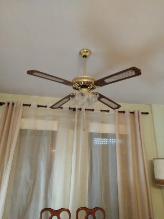 Ventilador de techo clásico madera y dorado