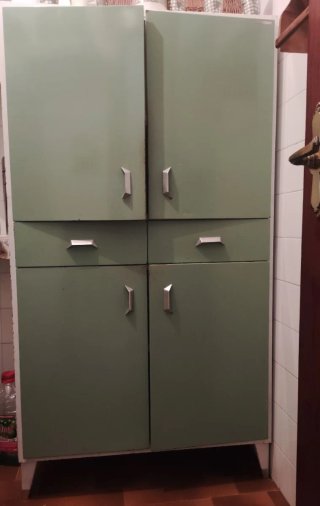 Alacena vintage verde metal