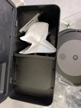 Robot iRobot Roomba J5+