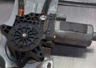ELEVALUNAS DELANTERO DERECHO CITROEN XSARA PICASS