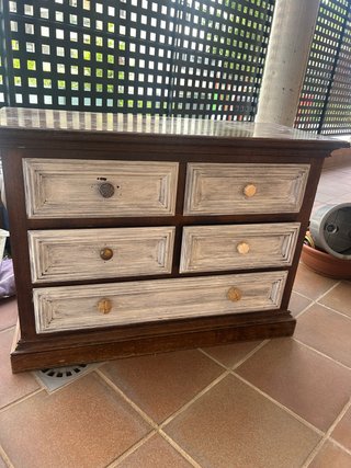 Cómoda de madera con 6 cajones