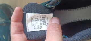Zapatillas de montaña Decathlon impermeables.MH100