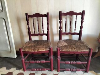 Juego 5 sillas de madera