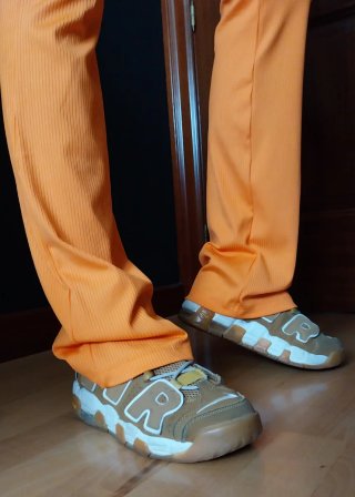 Pantalón campana naranja