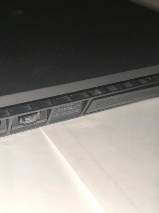 PS4 Slim 500GB + Controller + Base Raffreddamento