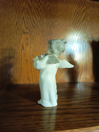 Angelito de porcelana LLADRO