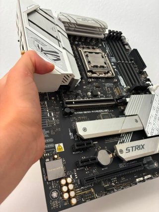 Ryzen 9 7900x + ASUS ROG STRIX B650A-Gaming WiFi