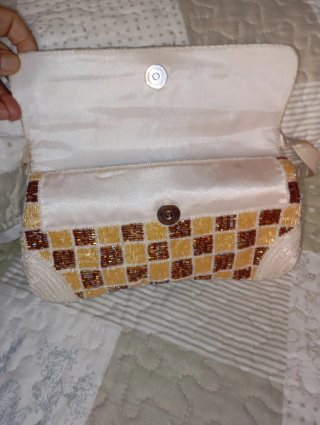 Bolso de fiesta pedrería beige y blanco