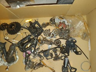 Lote piezas bicicleta: pedales, cambios, piñones