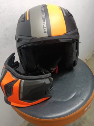 Casco Moto MT Streetfighter Black/Orange T-S(55-56