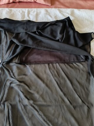 Falda larga negra semitransparente de Forever 21