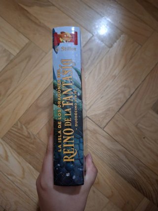 La Isla de los Dragones del Reino de la Fantasí...