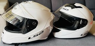 2 Cascos LS2 Blancos (Storm L + Rookie S)