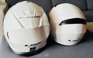 2 Cascos LS2 Blancos (Storm L + Rookie S)