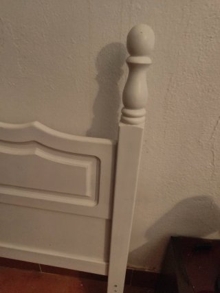 Cabecero de matrimonio de madera blanco