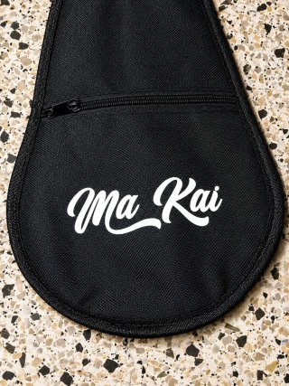 Ukelele Ma Kai Negro Nuevo con caja