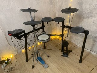 Batería Electrónica Yamaha DTX502