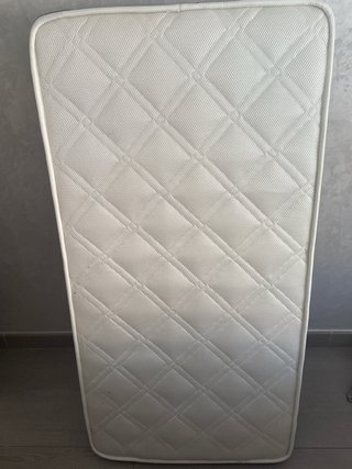 Cuna de viaje con estampado de jirafa marca jane