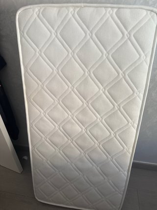 Cuna de viaje con estampado de jirafa marca jane