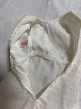 Vestito e cappello a tesa larga Nancy anni '70