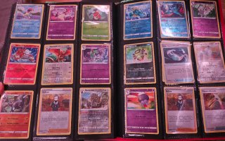 Cartas Pokémon TCG Holo y Reverse Holo