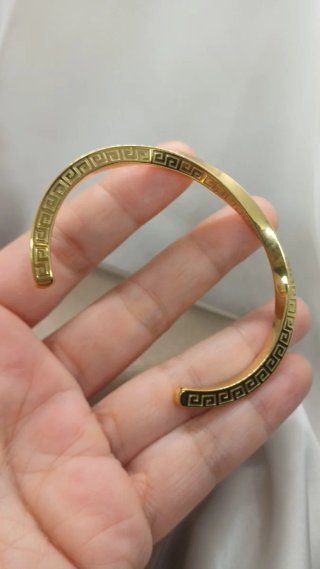 Brazalete LOVE Grecia Chapado Oro 18k