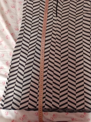 Vestido con estampado de zigzag