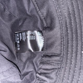 Gorro bucket H&M negro
