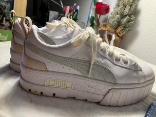 Zapatillas Puma blancas detalles rosa y beige