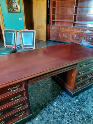 Muebles de despacho madera y cuero
