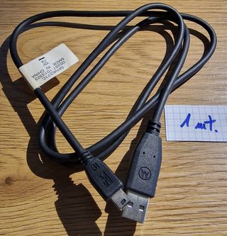 Cavi (5 pz) USB-A a Mini USB varie lunghezze. 4,5 €