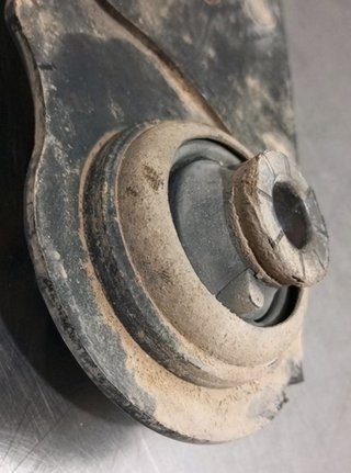 BRAZO SUSPENSION INFERIOR DELANTERO IZQUIERDO NIS
