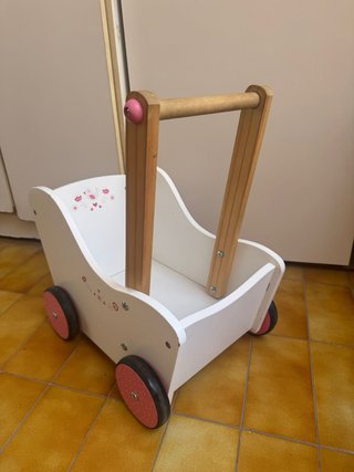 Carrito andador madera Goula muñecas