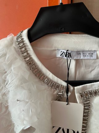 Chaqueta Zara Blanca Adornada