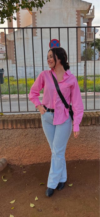 Camisa rosa de manga larga