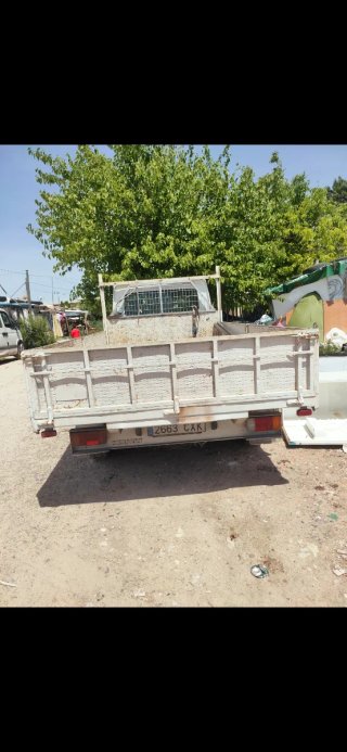 Hola buenas vendo camión Renault máster