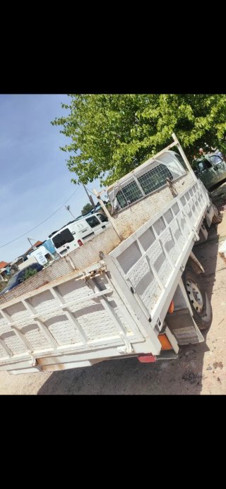 Hola buenas vendo camión Renault máster