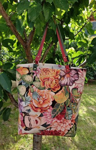 Bolso Tote bag reversible hecho a mano.Asas piel
