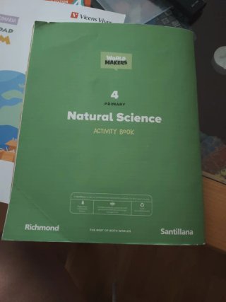 Libro NATURAL SCIENCE ACTIVITY BOOK de 4° de Prima