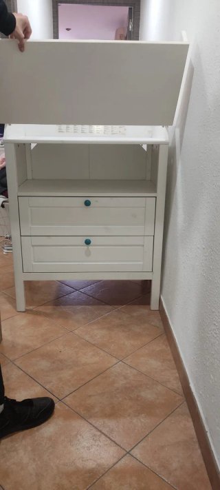 Cómoda SUNDVIK con cambiador blanca