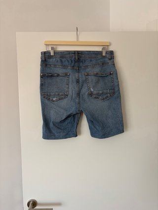 Pantalón corto vaquero Zara
