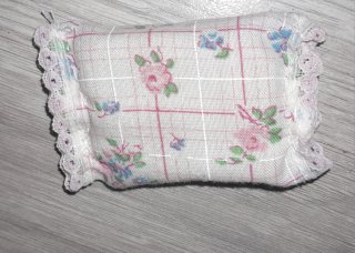 Cuna y cojín Barriguitas