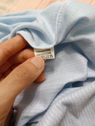 Camicia da notte azzurra a costine